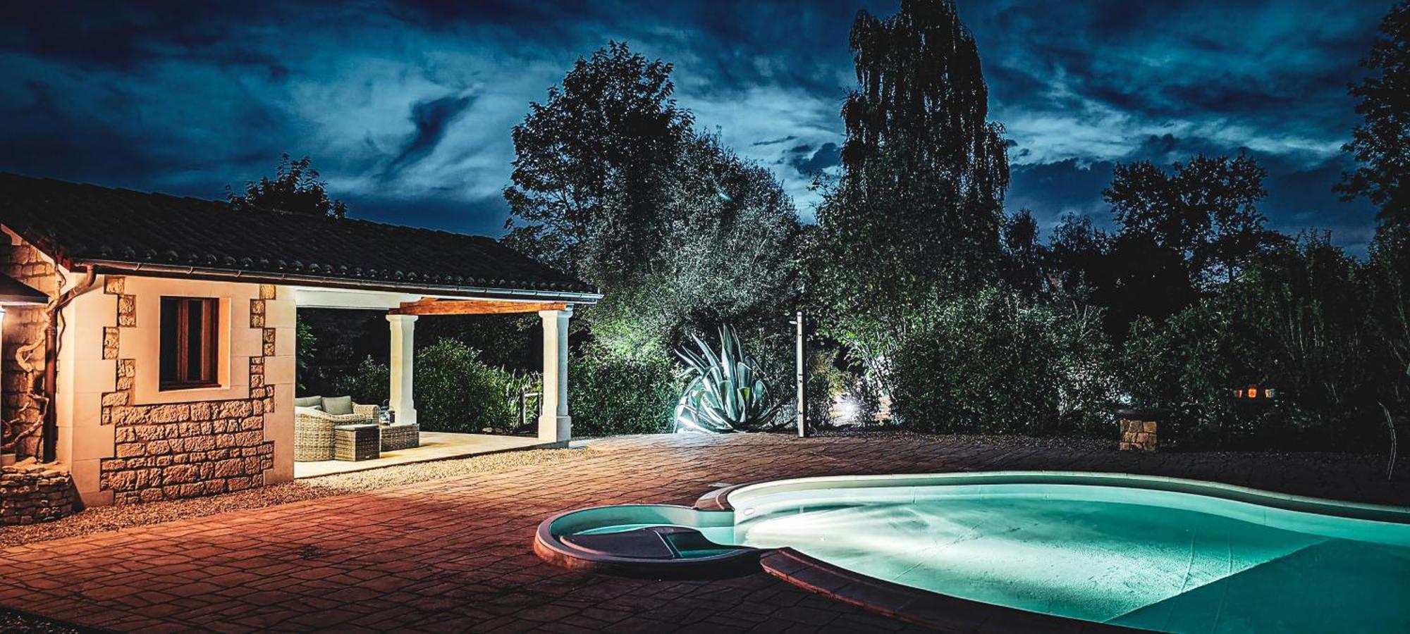 Villa Tagibao Avec Piscine Chauffee Et Spa Lesterps Kültér fotó